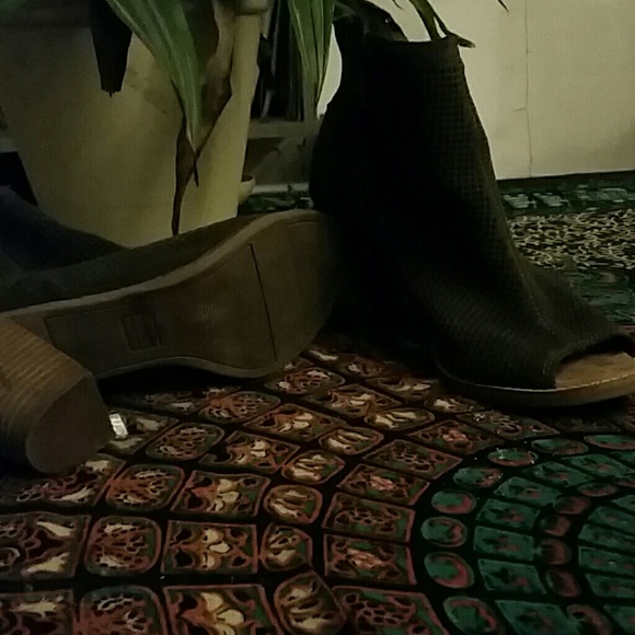 Toms Heels - Picture 3 of 4